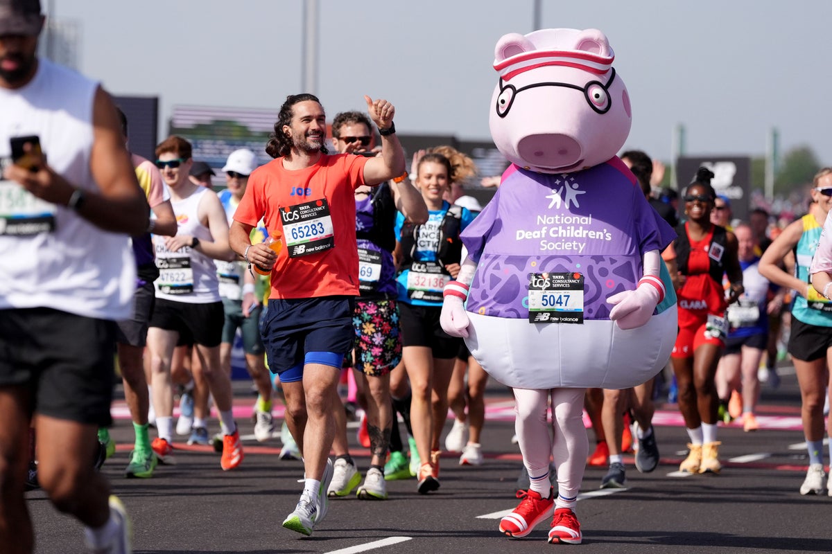 Record 1.3m people enter London Marathon 2027 ballot | The Independent
