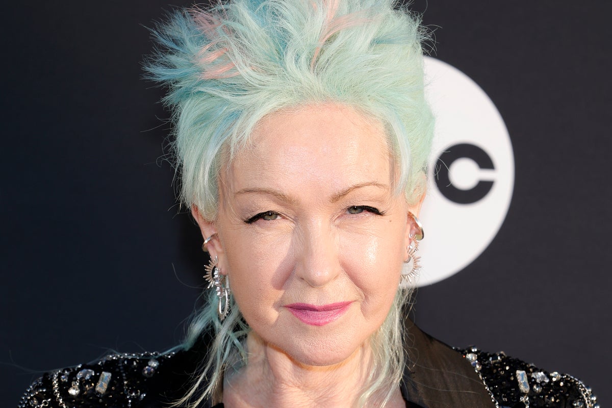 Cyndi Lauper hits back at concert heckler: ‘I’m gonna come for you’