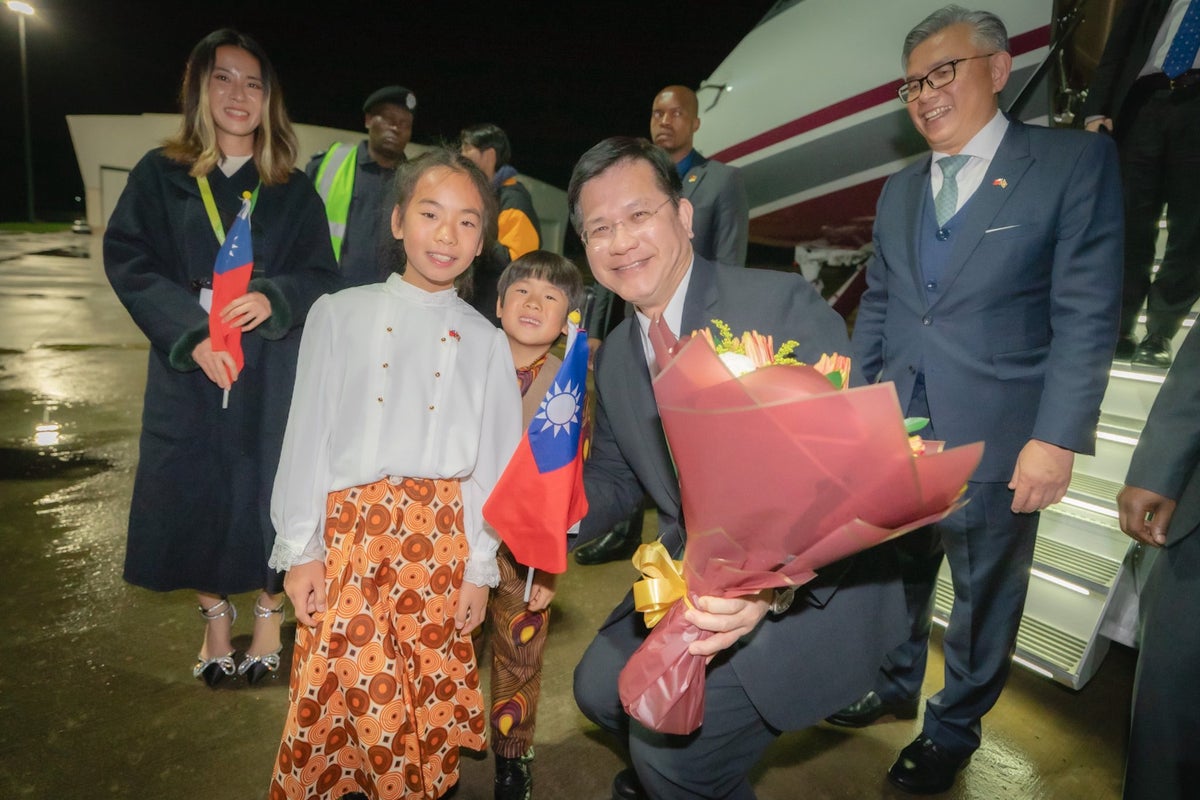 Taiwan’s foreign minister arrives in Eswatini after president’s trip blocked amid China pressure claims – UK Times Taiwan’s foreign minister arrives in Eswatini after president’s trip blocked amid China pressure claims – UK Times