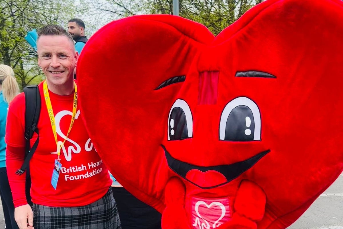 Father completes ’emotional’ Kiltwalk in memory of late wife