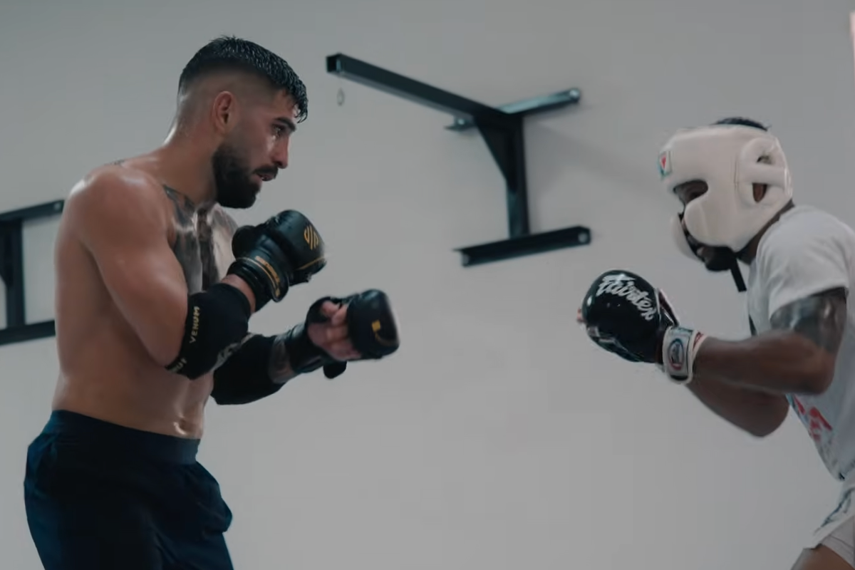 Ilia Topuria sparring partner urges him to go lighter ahead of Justin Gaethje clash