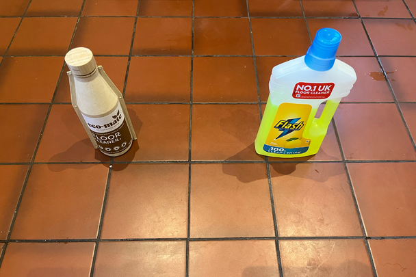 Post image 18
