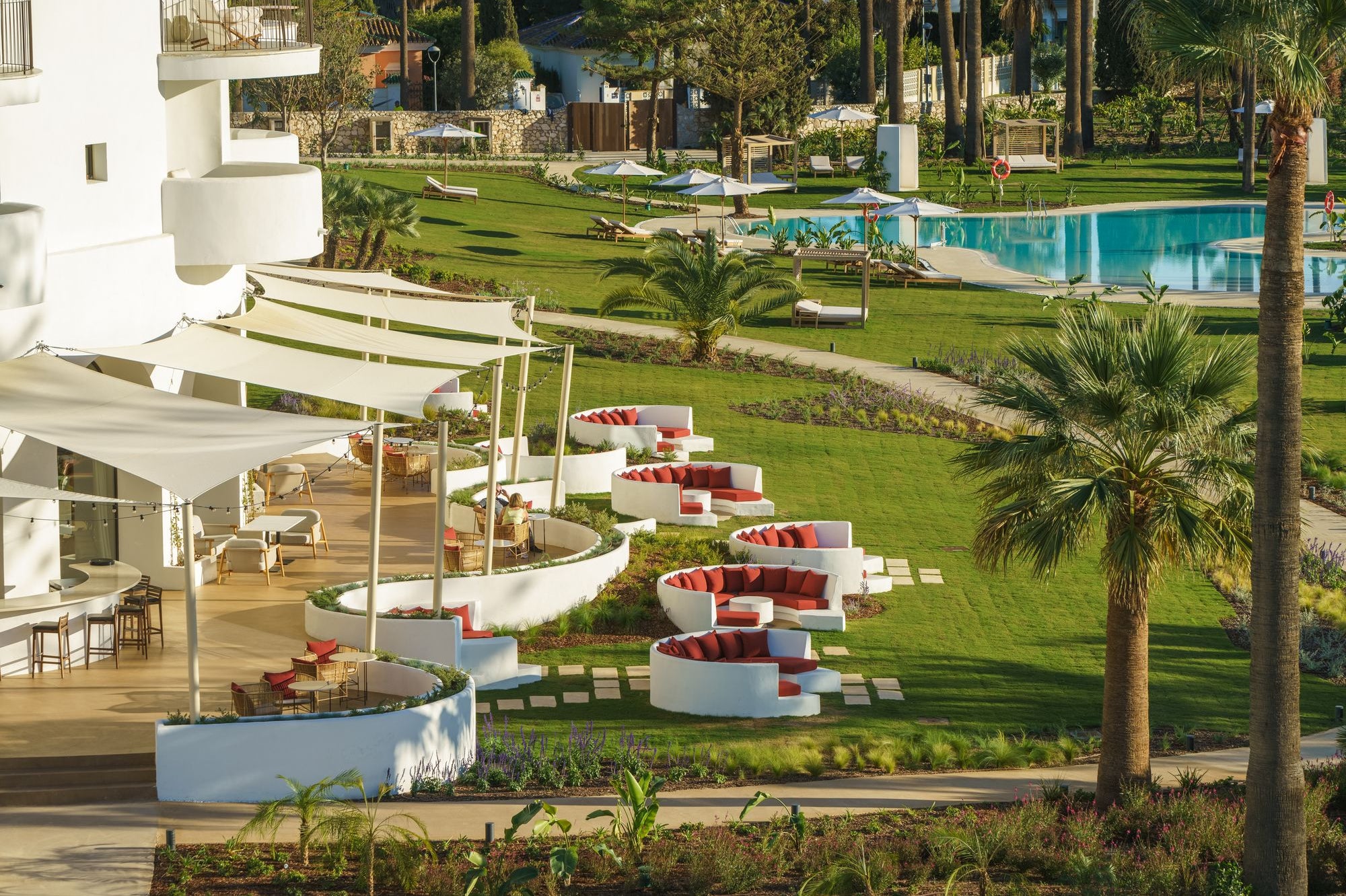 The outdoor seating area on the Bamboleo green (La Zambra)