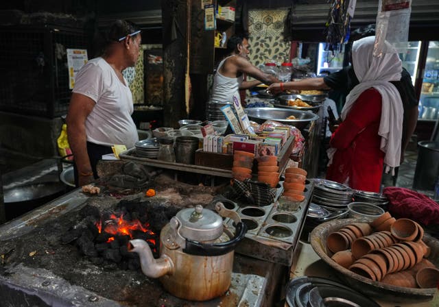 IRAN GUERRA COMBUSTIBLES