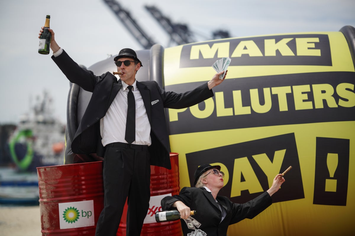 Colombia climate conference highlights lack of financing for shift from fossil fuels