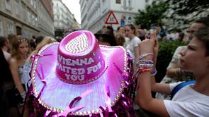 Austria Taylor Swift Plot