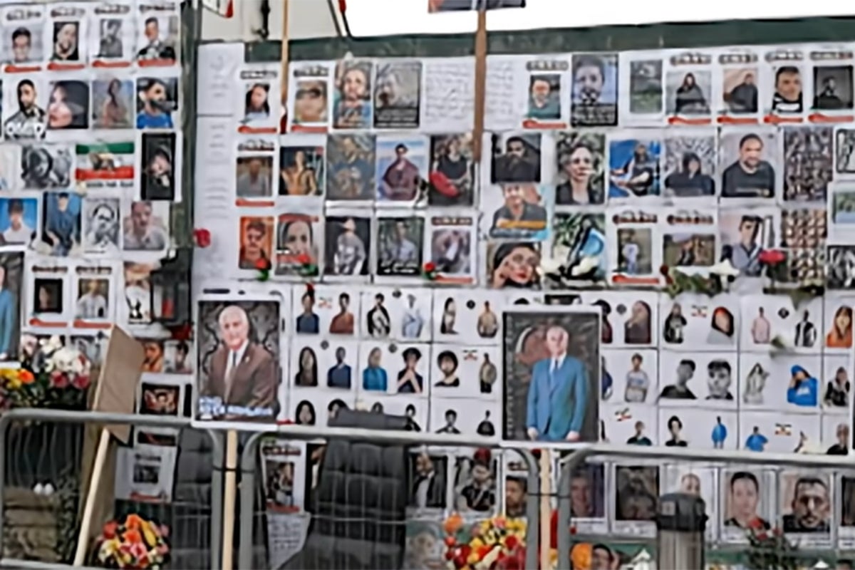 Counterterror police probe suspected arson attack on Golders Green memorial wall thumbnail