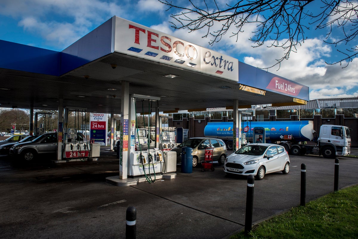 Drivers to be offered cashback on fuel thanks to Barclays and Tesco partnership