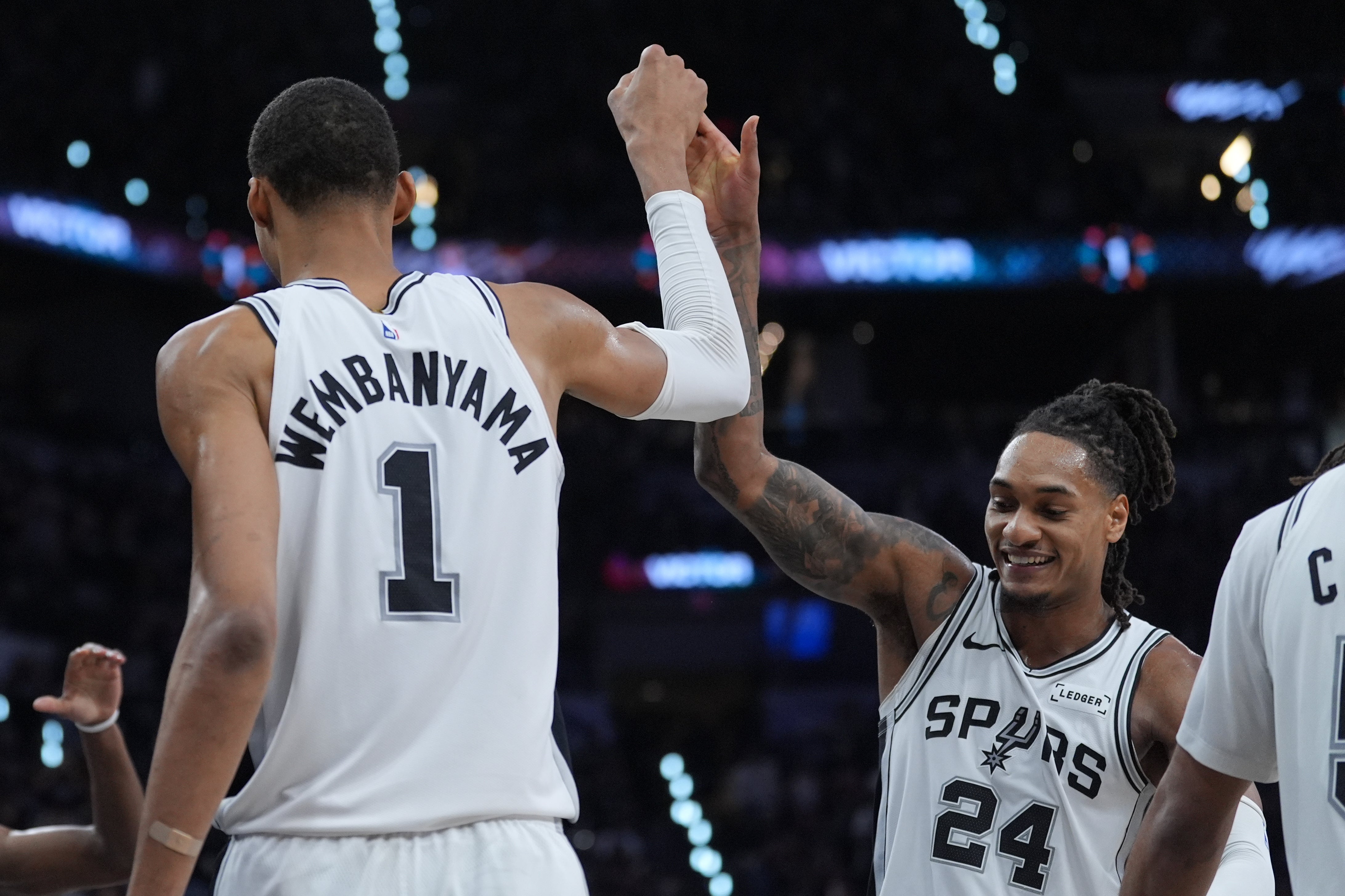 TRAIL BLAZERS SPURS