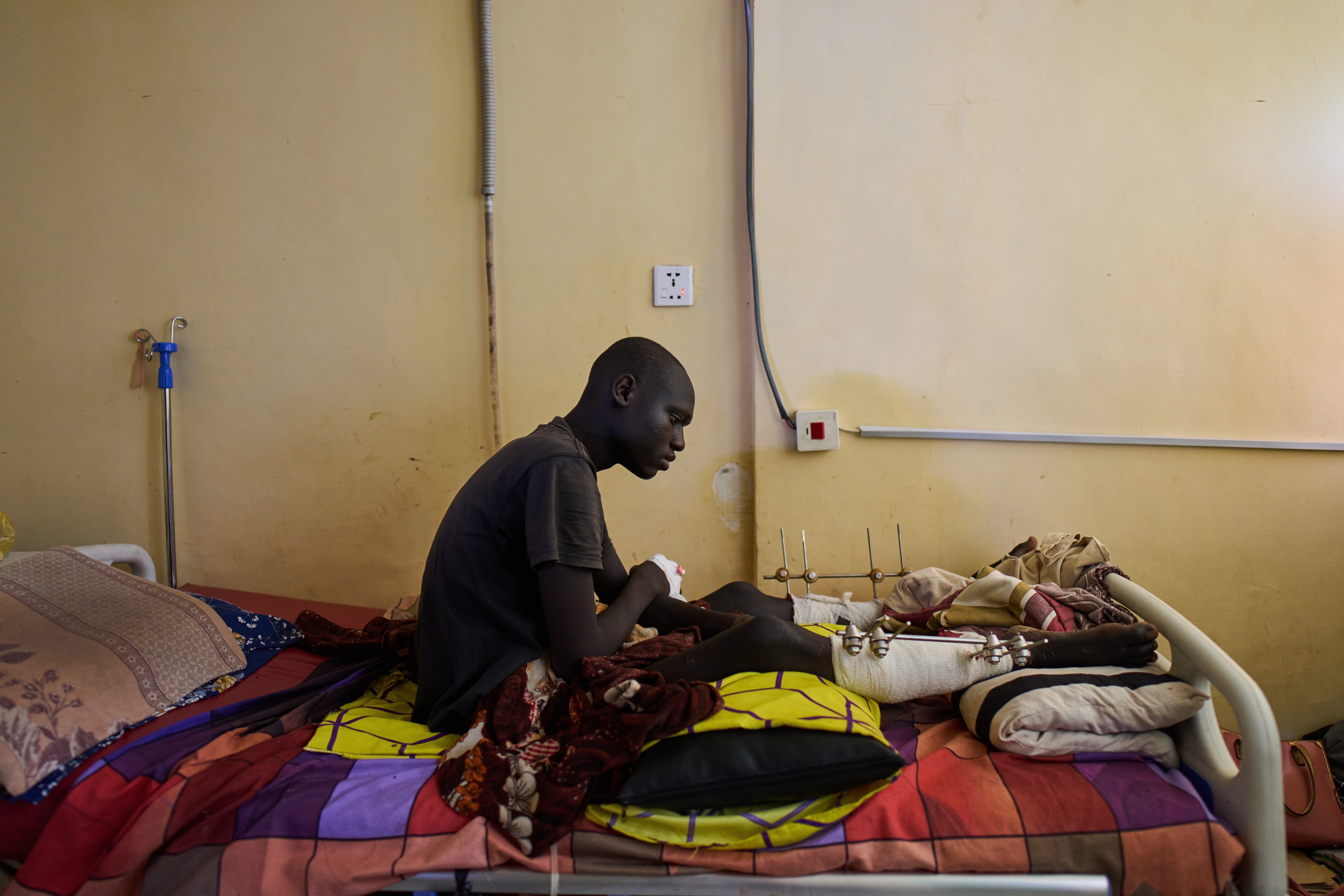 independent.co.uk - Sam Mednick - Sudan's war leaves Khartoum with unexploded mines and other weapons