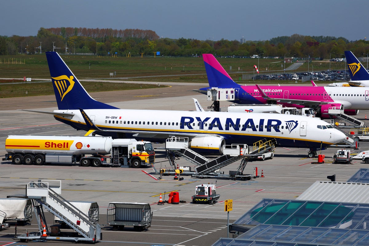 Ryanair boss warns European airlines could go bust if jet fuel prices remain high