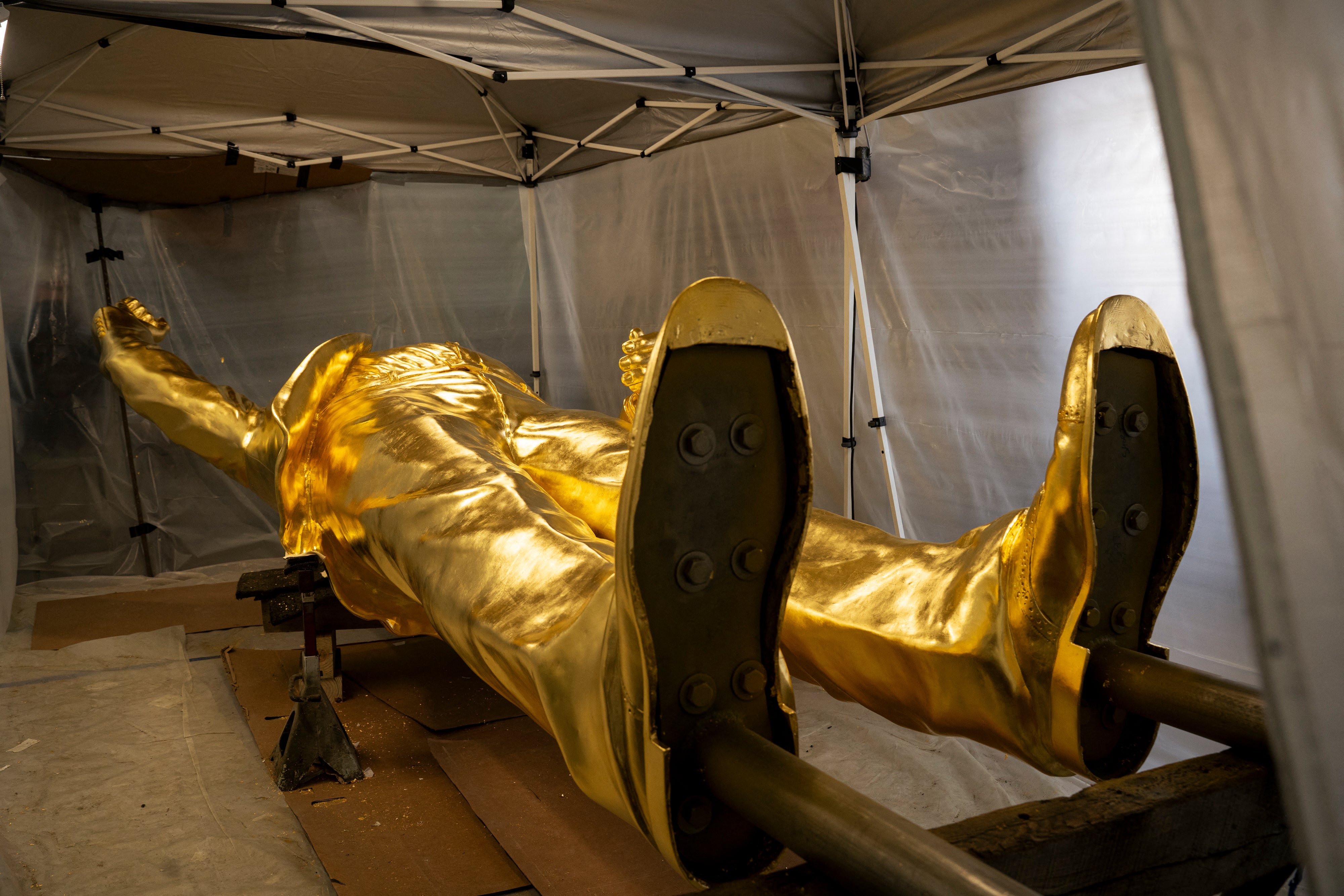 The 15-foot statue, which was erected just a week before the PGA Tour’s Cadillac Championship, was at the center of a payment dispute