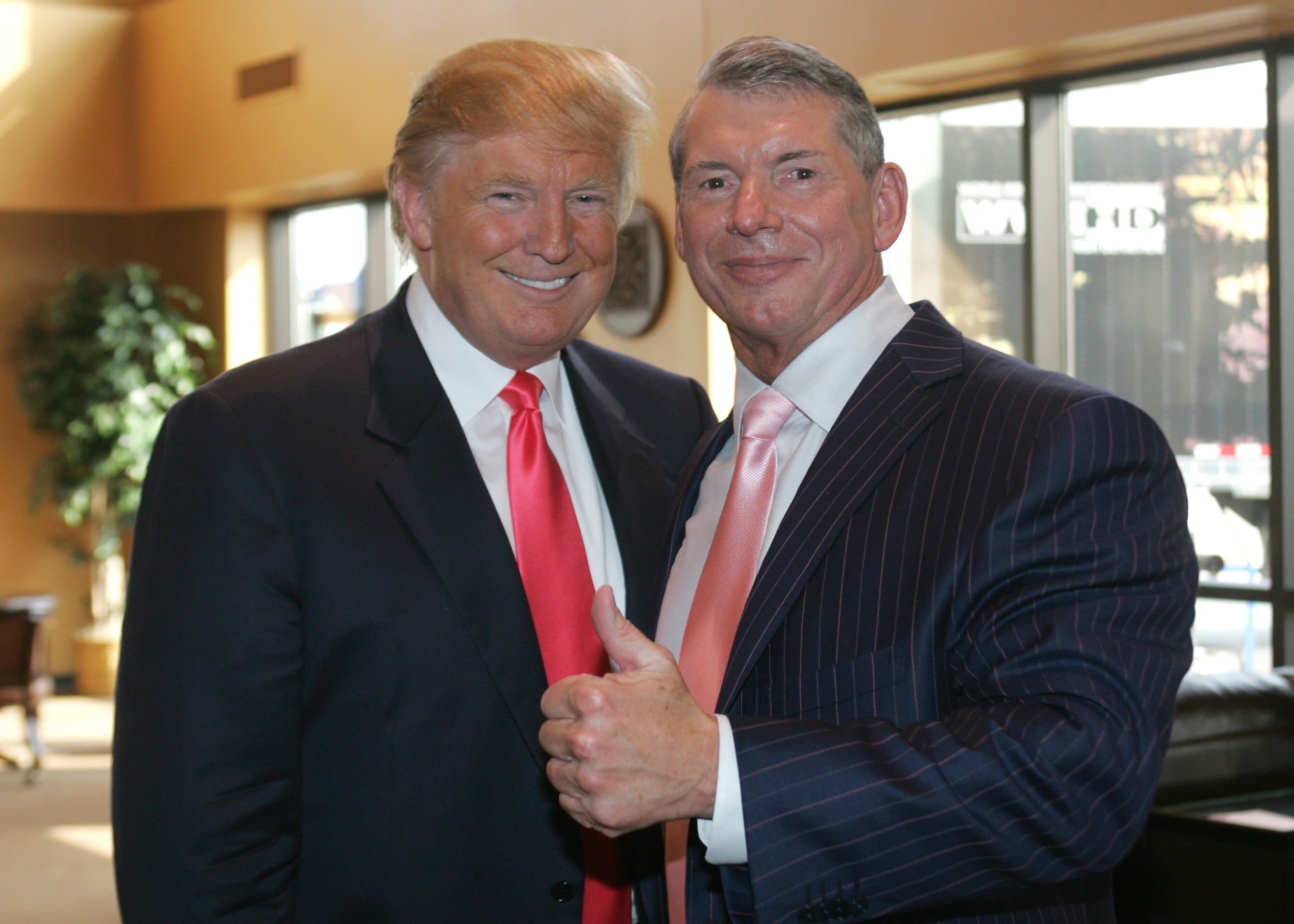 Donald Trump con Vince McMahon nel 2009