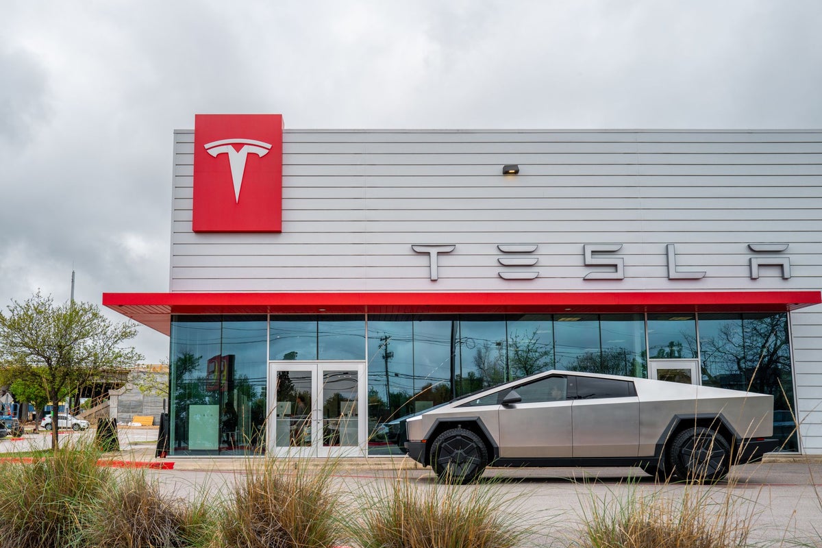 Tesla recalls some Cybertrucks over fears the wheels will fall off: report – UK Times Tesla recalls some Cybertrucks over fears the wheels will fall off: report – UK Times