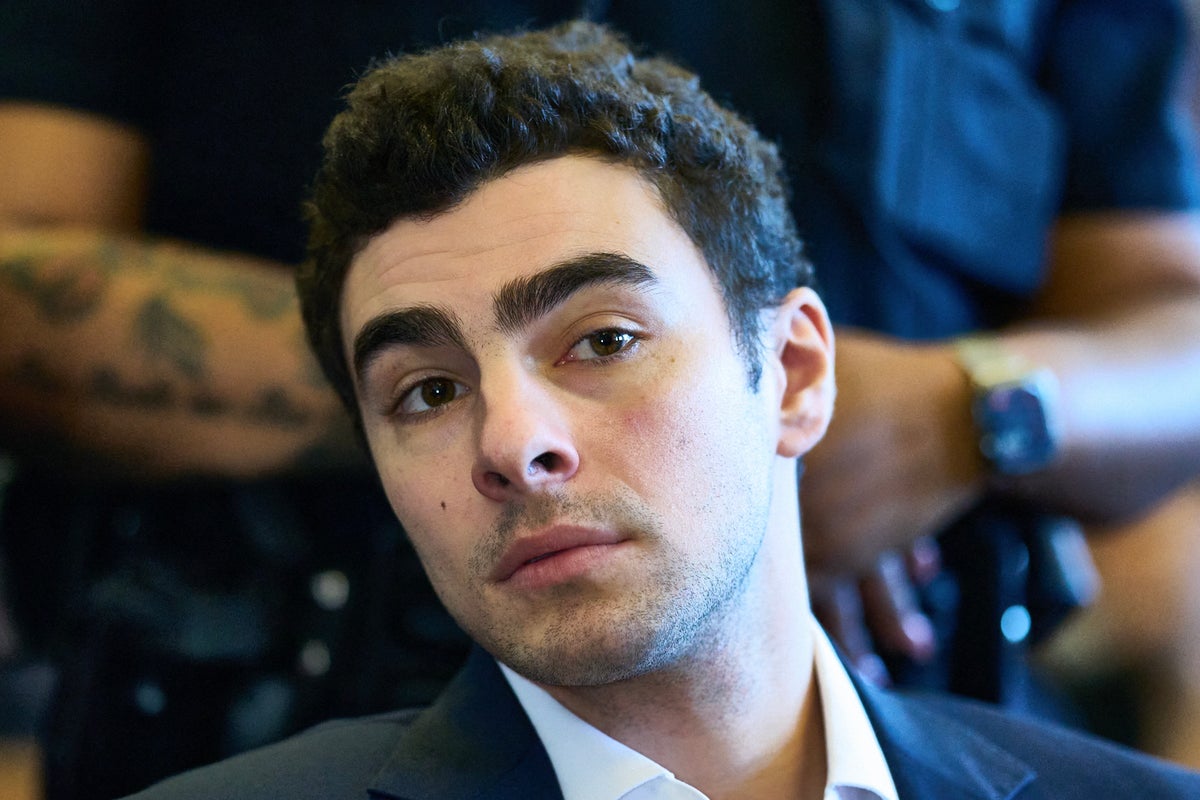Luigi Mangione ‘does not support violent actions’ says lawyer of accused healthcare CEO shooter – UK Times Luigi Mangione ‘does not support violent actions’ says lawyer of accused healthcare CEO shooter – UK Times