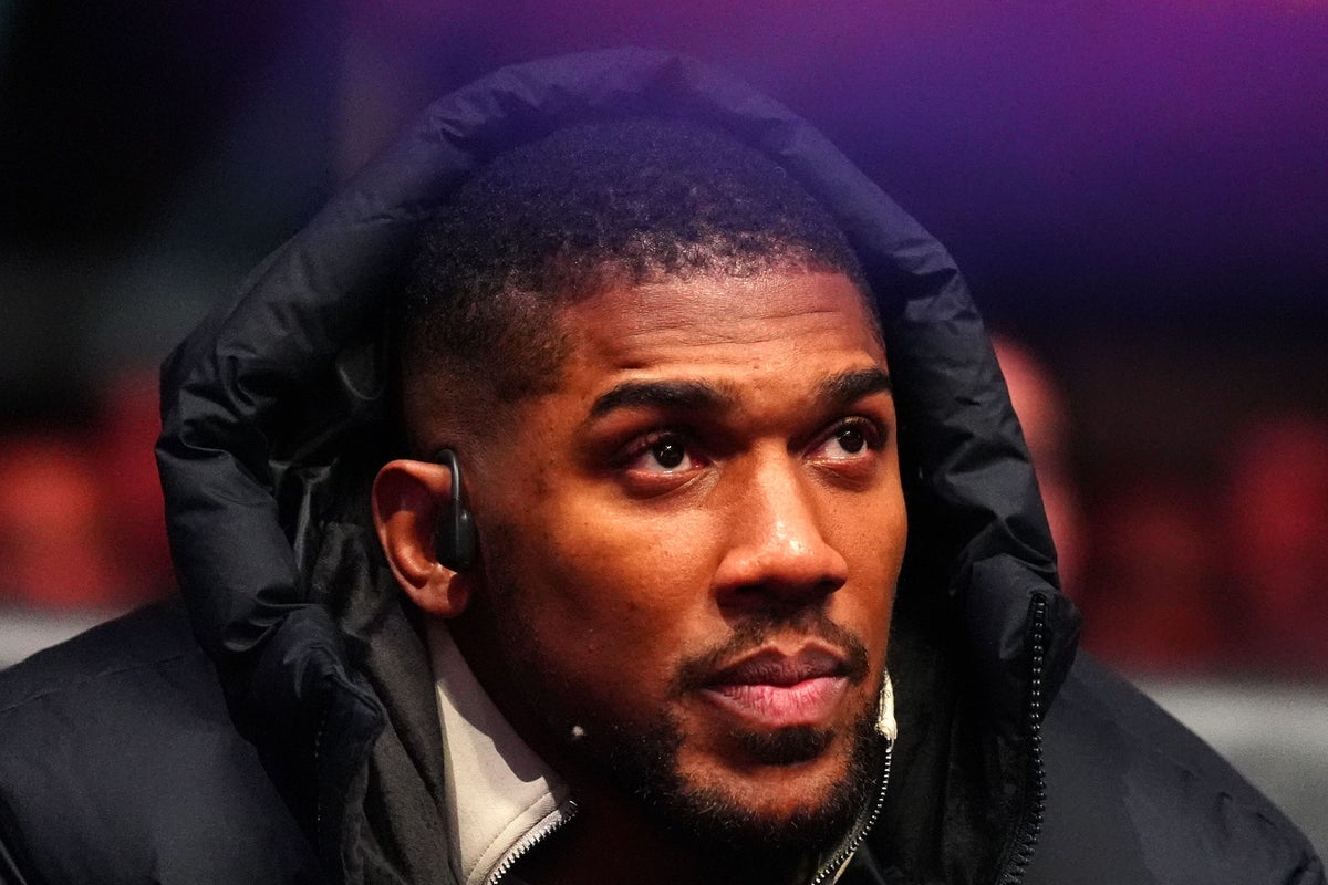 Anthony Joshua will ruin Tyson Fury fight if he loses warm-up – Frank Warren