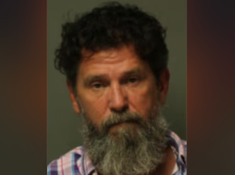 Small-town mayor arrested for allegedly showing up drunk at scene of train derailment