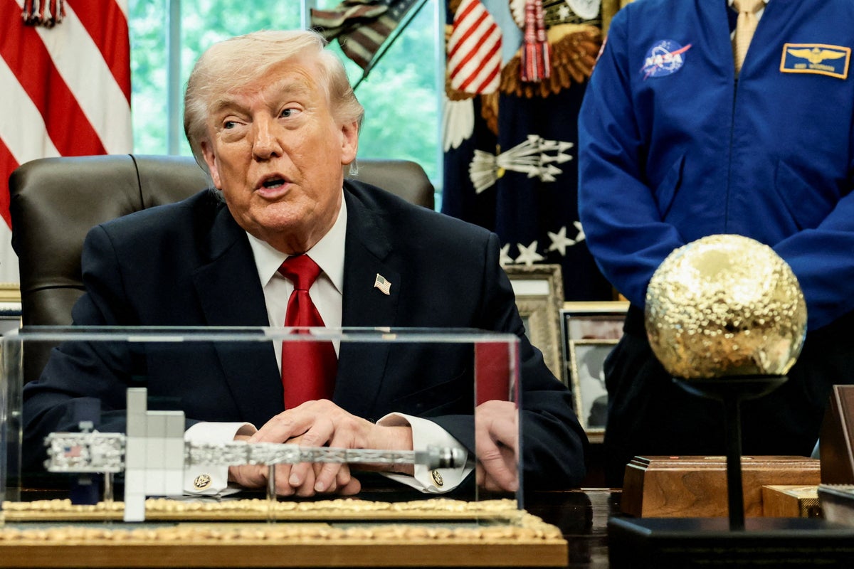 Trump, Ukrayna savaşının mı yoksa İran savaşının mı önce biteceği konusunda başıboş bir yanıt vererek ülkelerin kafasını karıştırdı