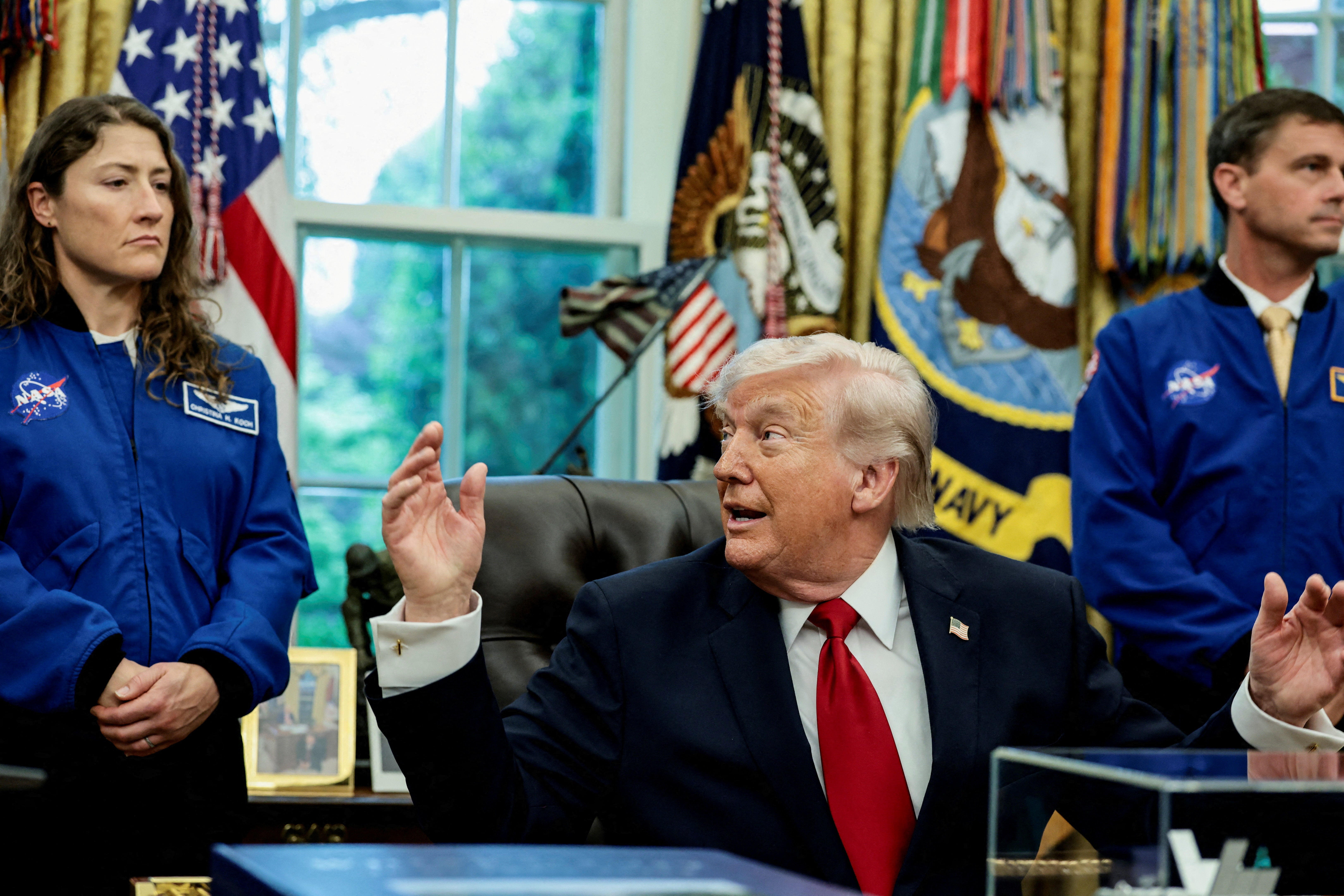 President Donald Trump hosted the crew of the NASA Artemis II mission in the Oval Office on Wednesday but spent most of the time veering from UFOs, to Putin, to Iran and Ukraine to former FBI Director James Comey.
