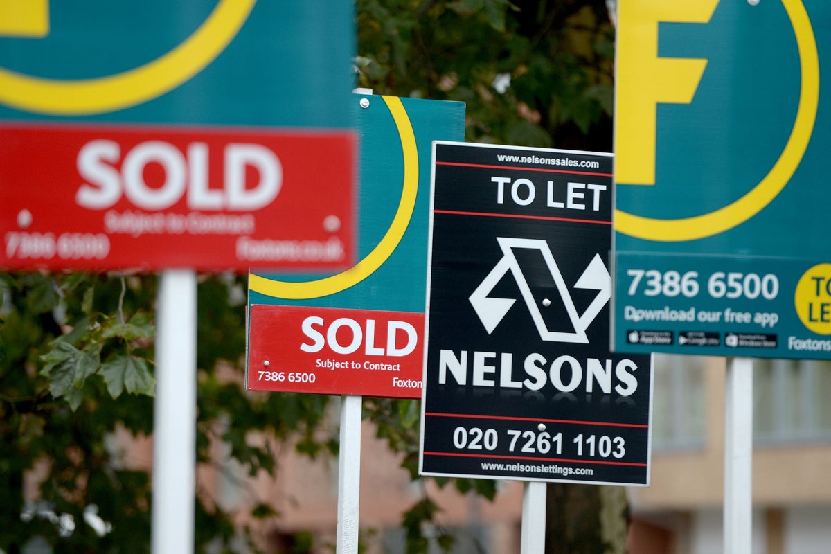 UK home sales plunged by 41% annually in March – HMRC figures