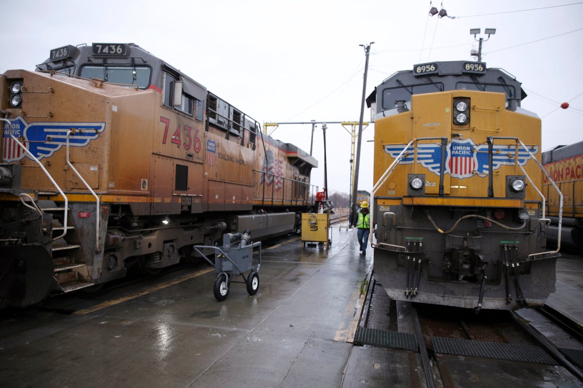 Union Pacific argues for its $85B acquisition of Norfolk Southern in new railroad merger application