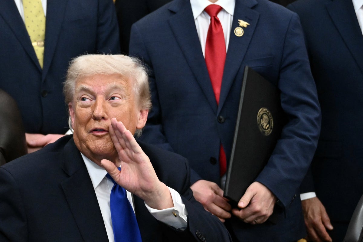 Trump’s reason for not wearing a bullet-proof vest cracks up Oval Office guests