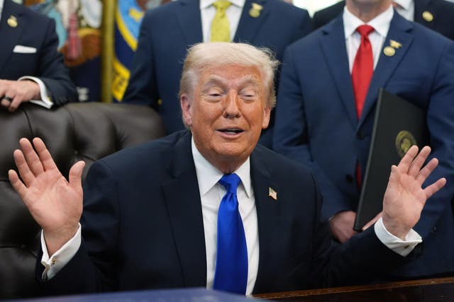 TRUMP-PLANES DE RETIRO