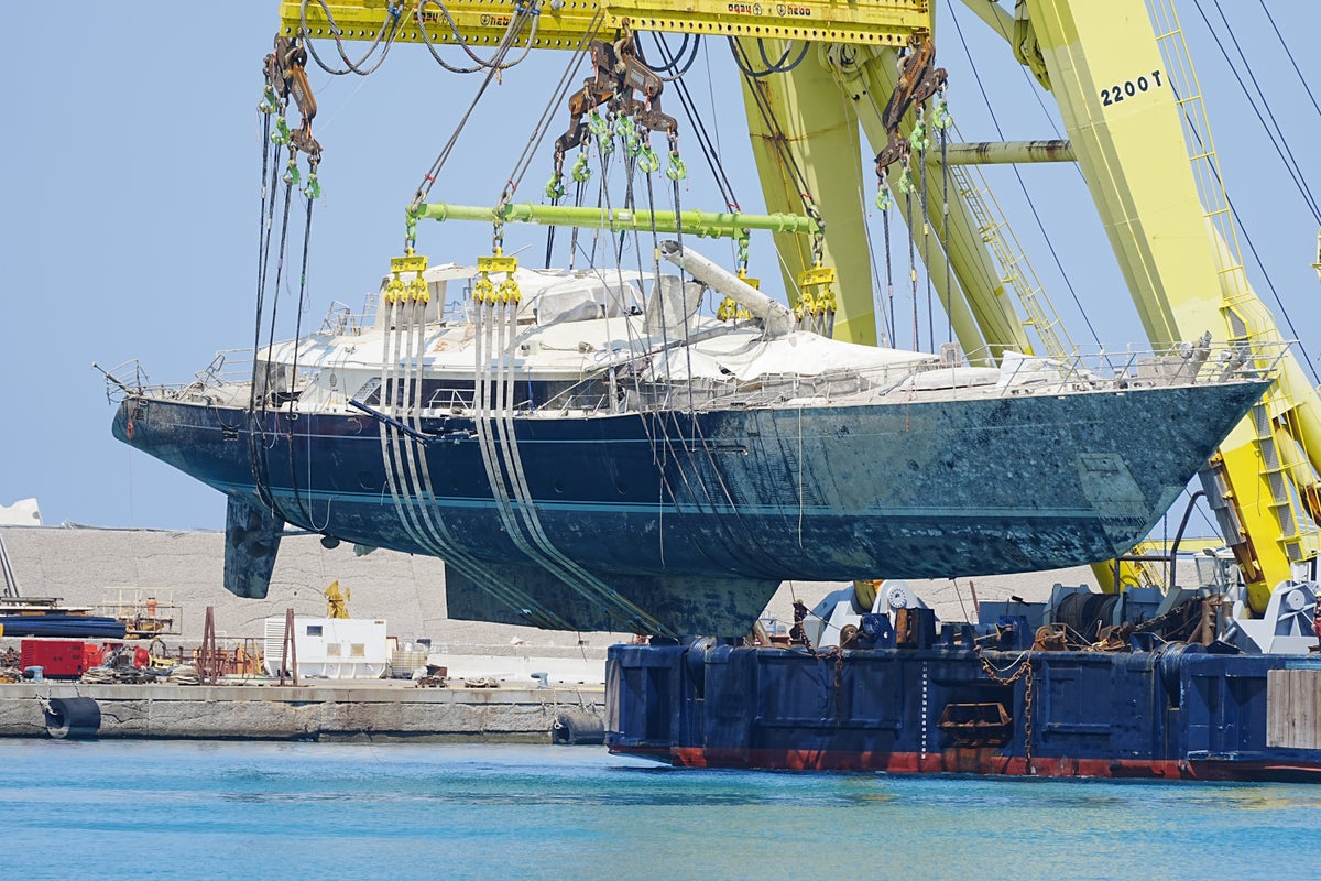Bombshell report claims Bayesian superyacht sinking 