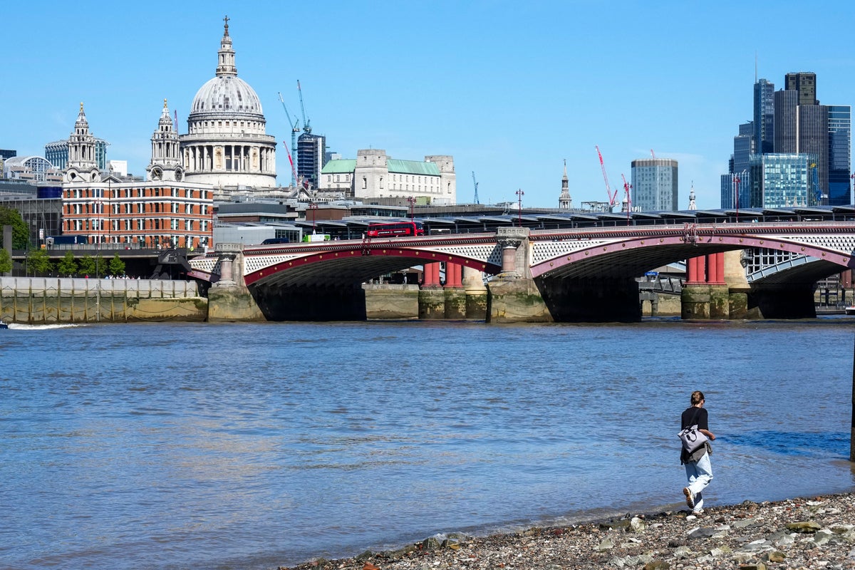 UK Bank Holiday weather: Live tracker maps for your local forecast
