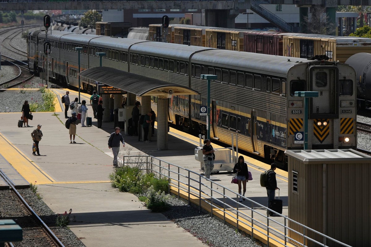 Amtrak could make it easier to bring guns on trains