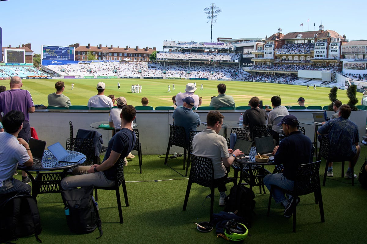 Ollie Robinson slams brilliant ton as Sussex launch extraordinary fightback against Surrey – UK Times Ollie Robinson slams brilliant ton as Sussex launch extraordinary fightback against Surrey – UK Times