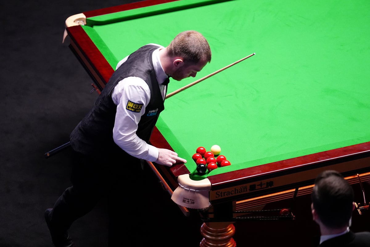 ‘Embarrassment’: Pundits fume as Allen and Wu play longest frame in Crucible history