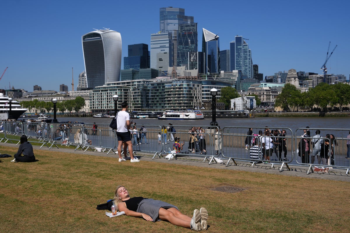 UK Bank Holiday weather: Live tracker maps for your local forecast