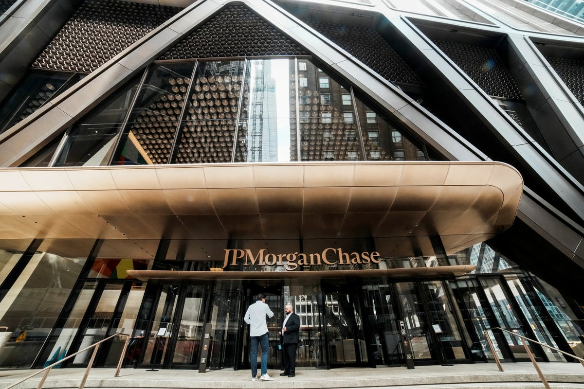 JPMorgan executive accused of sexual harassment vehemently denies viral accusations