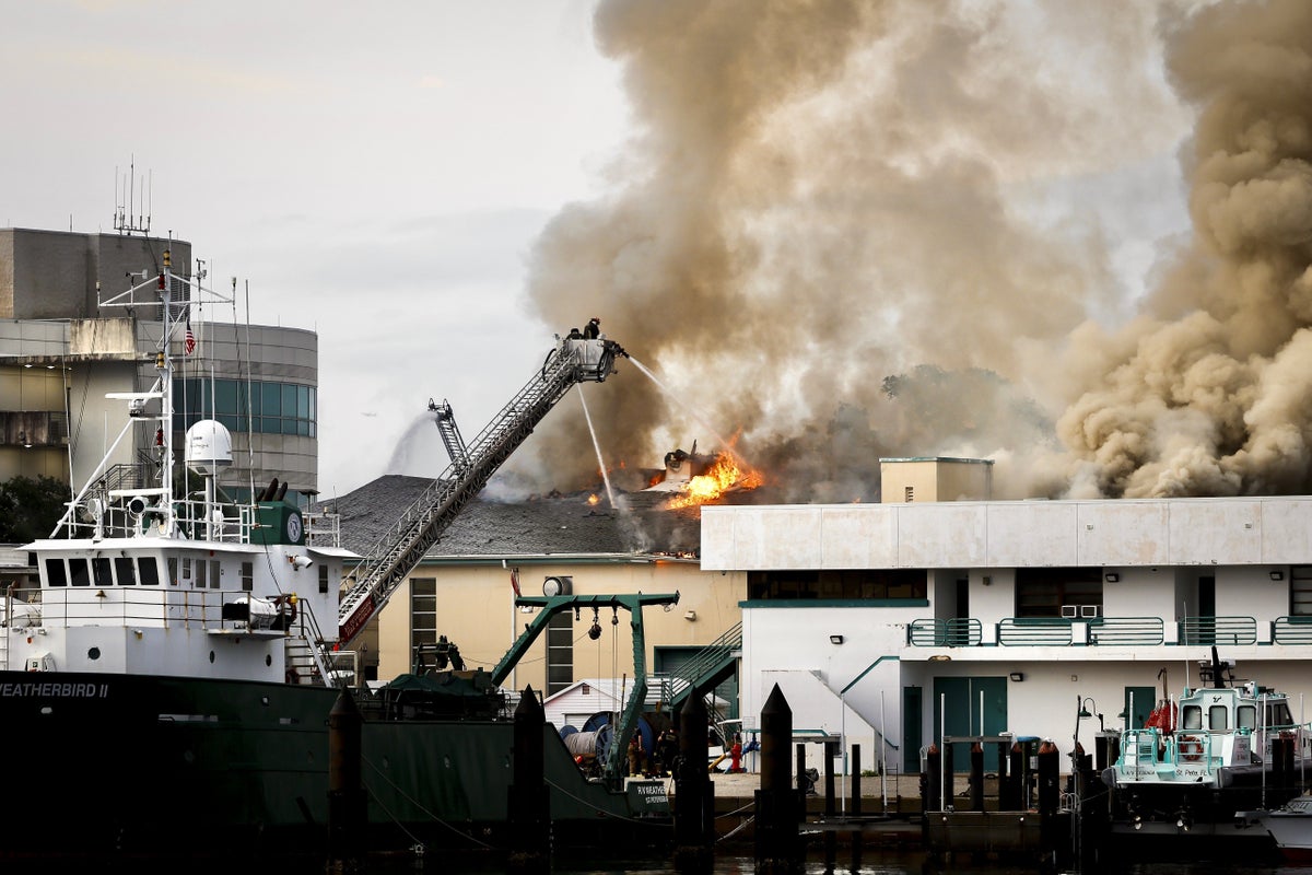 Fire breaks out in a lab building on a University of South Florida campus