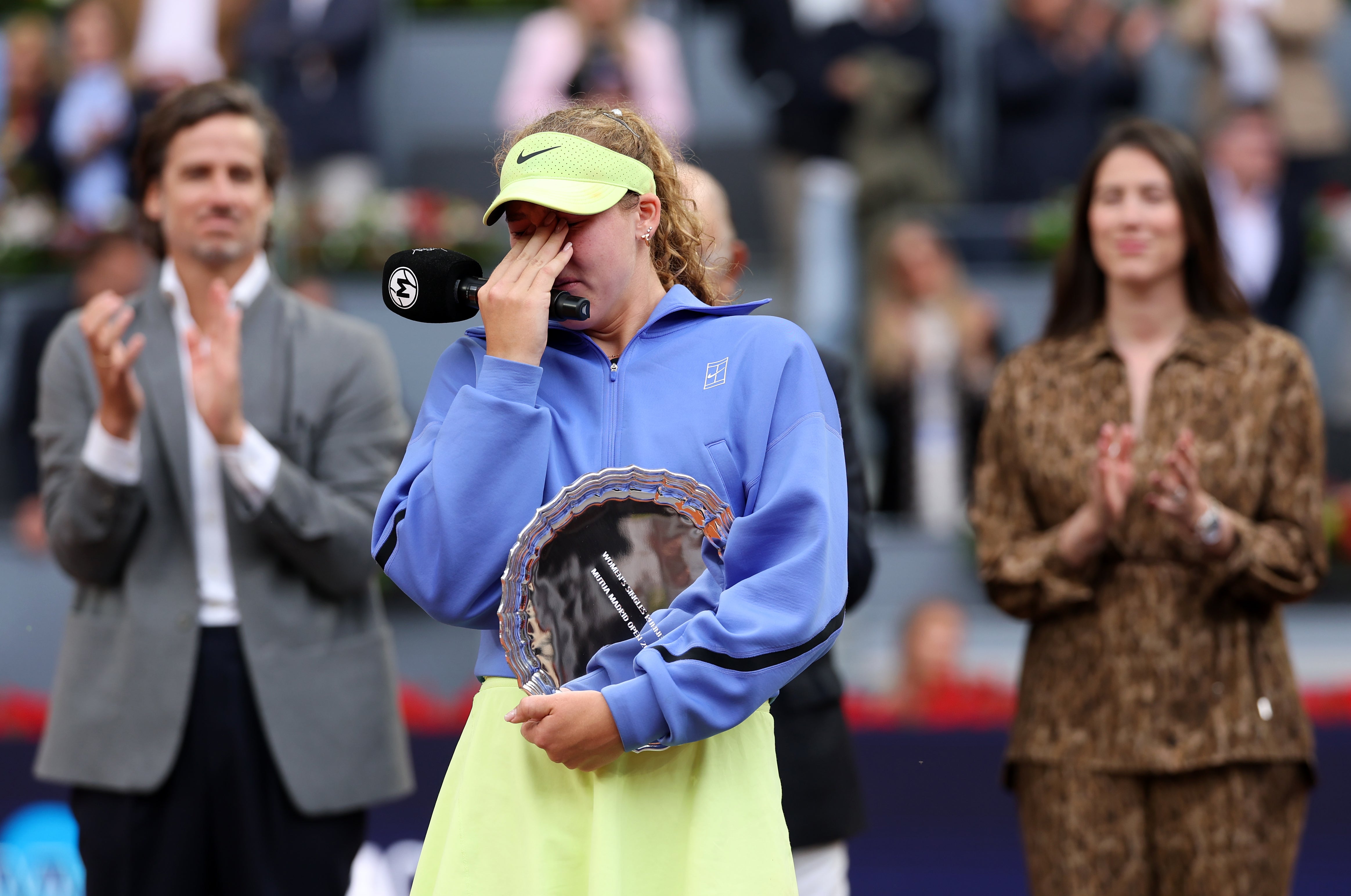 Andreeva was upset after the defeat