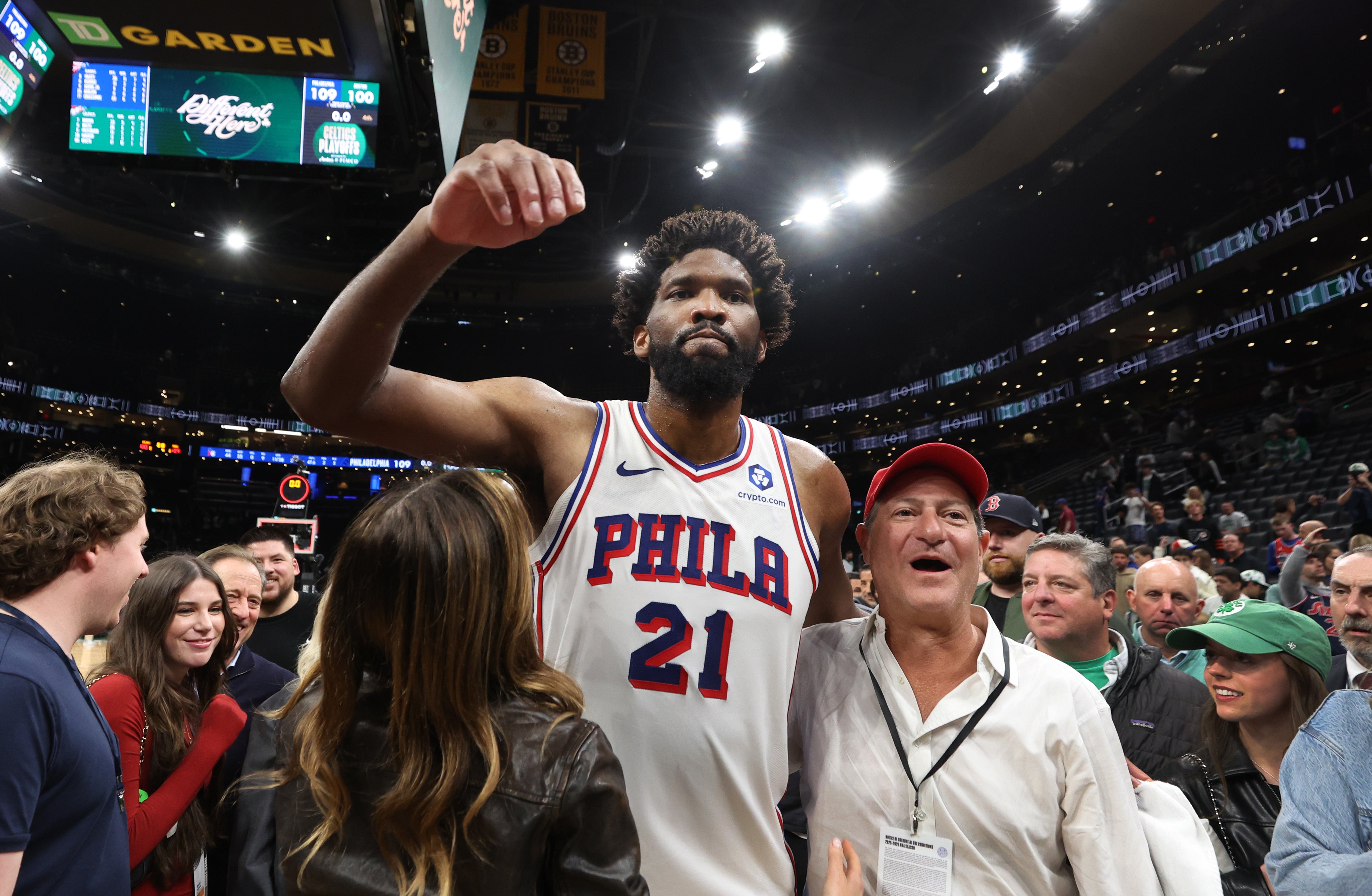 76ERS-AVANZAN