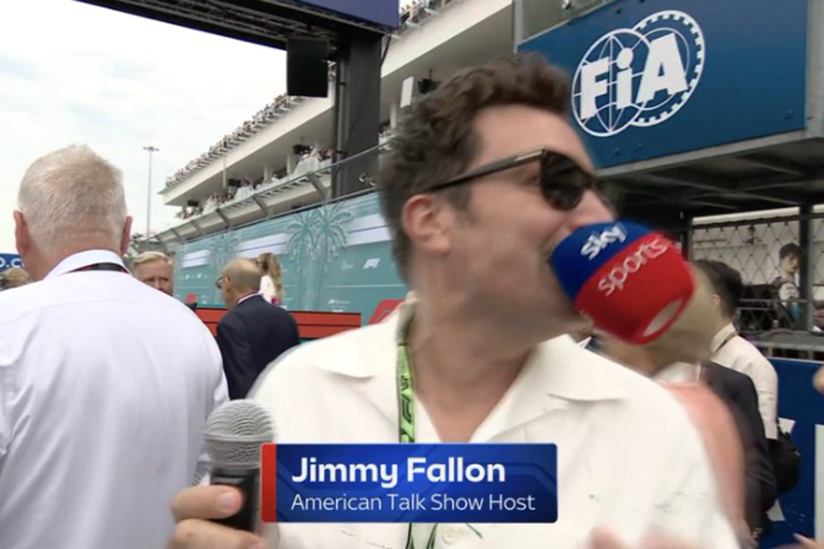 Bizarre moment Jimmy Fallon bites Martin Brundle’s microphone on F1 Miami grid walk – UK Times Bizarre moment Jimmy Fallon bites Martin Brundle’s microphone on F1 Miami grid walk – UK Times