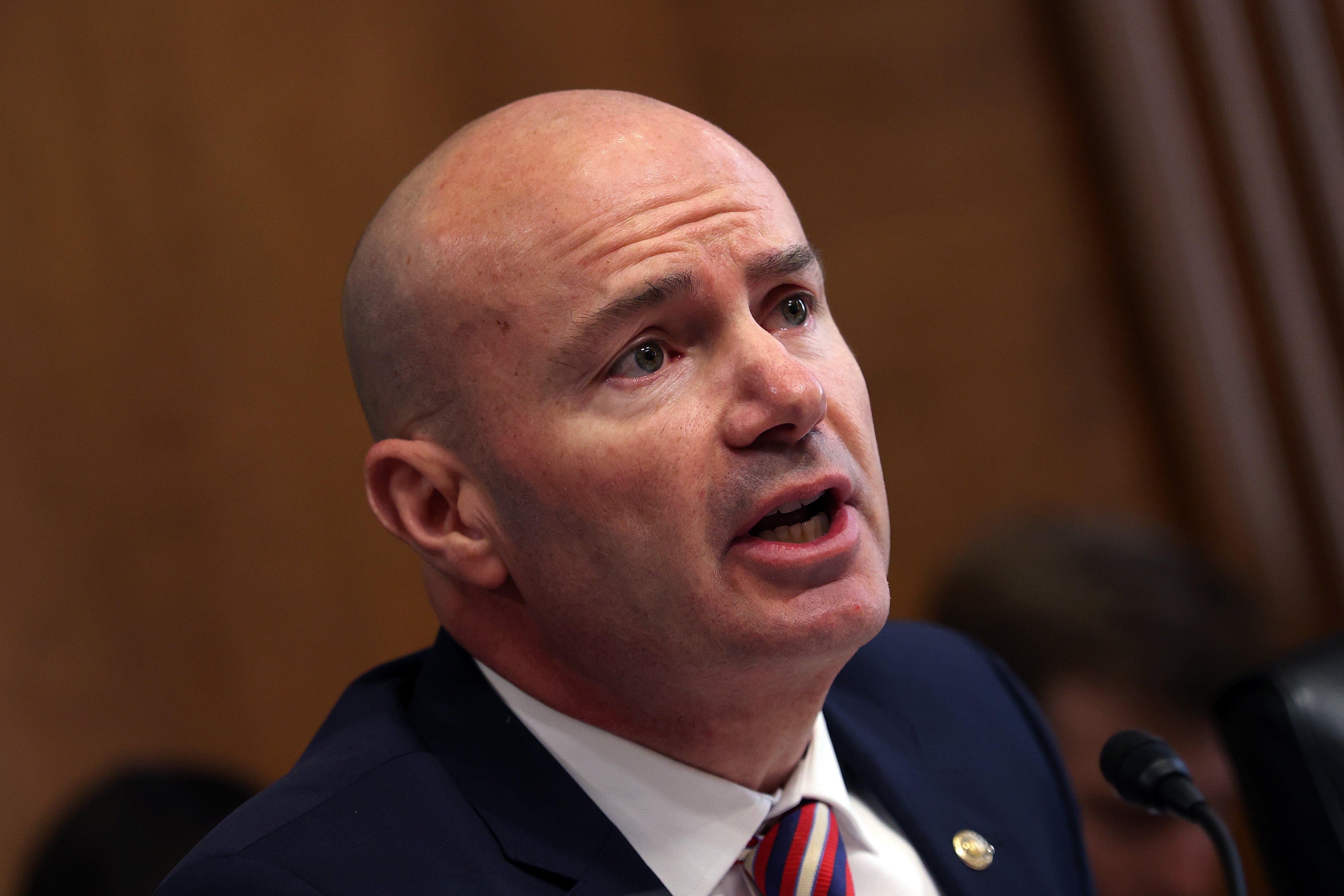 U.S. Sen. Mike Lee (R-Utah) faced criticism for comparing Sen. Elizabeth Warren (D-Mass.) to O.J. Simpson.