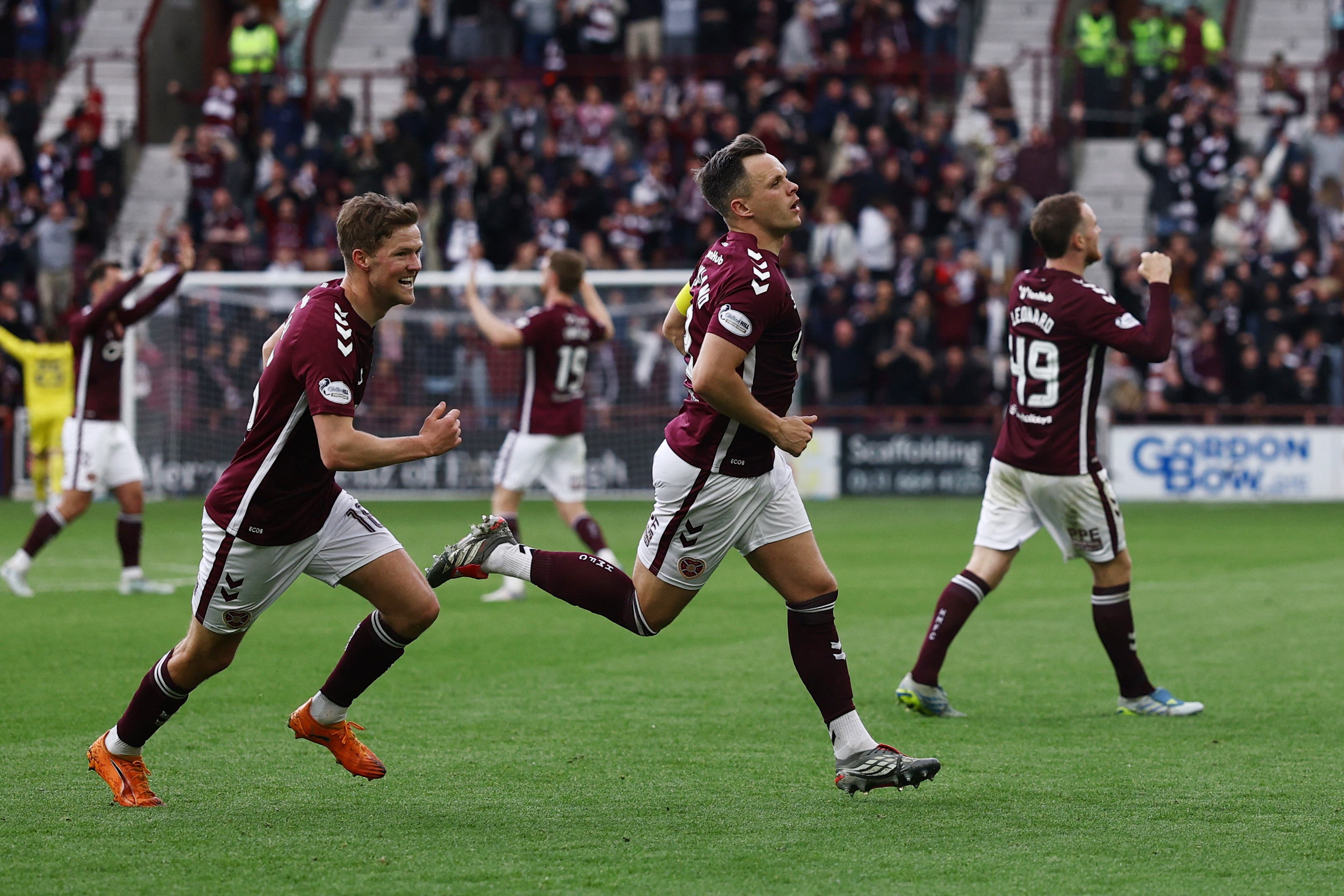 Shankland's Stunning Strike Leaves Rangers Seven Points Adrift in Title Race — image 2