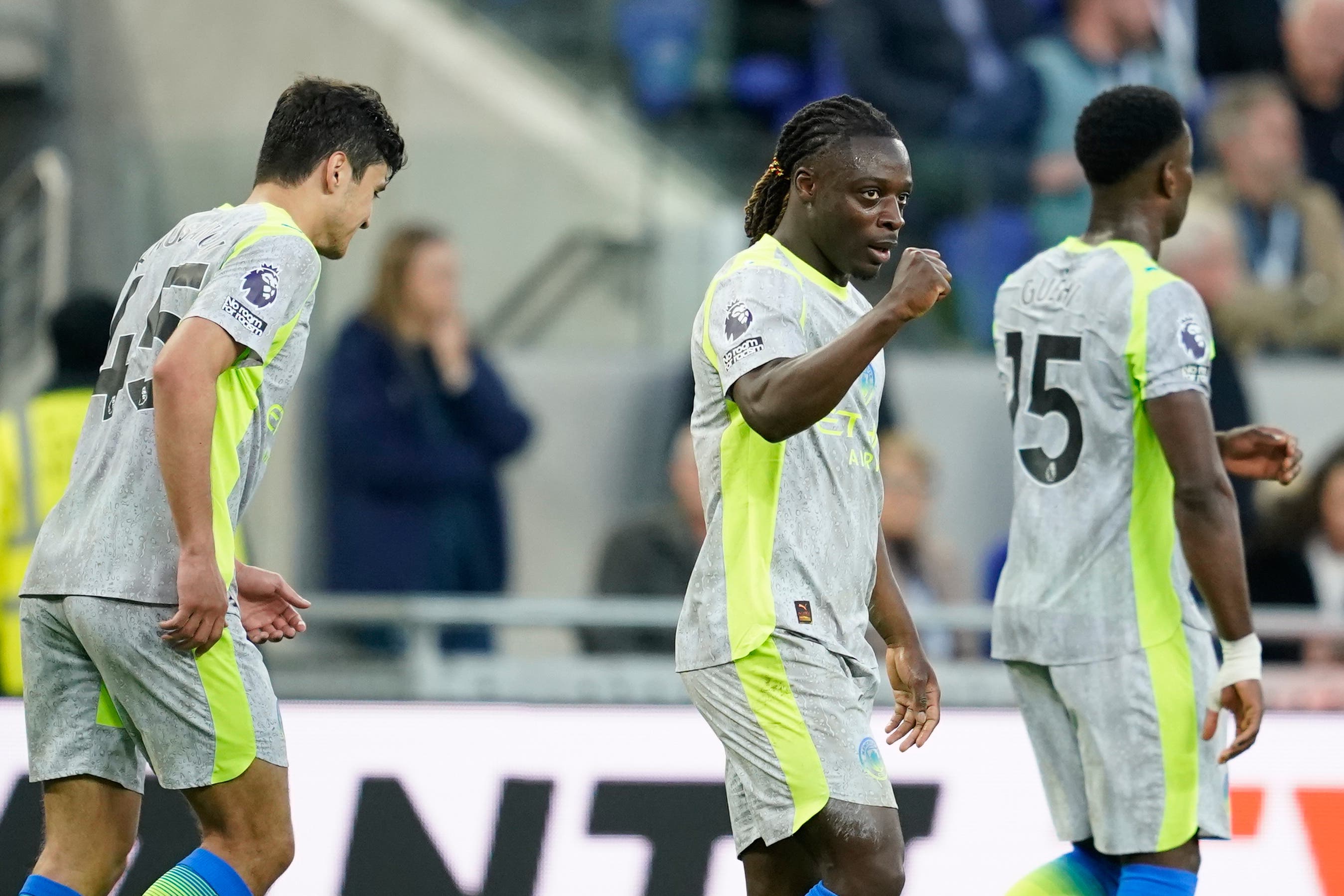 Jeremy Doku's Curler Gives Manchester City 1-0 Halftime Lead at Everton — image 6