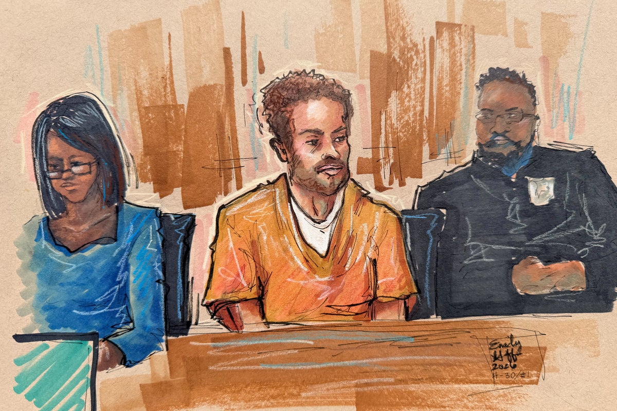 https://static.independent.co.uk/2026/05/04/21/2026-05-04T194909Z_495166272_RC2SZKAXOLTG_RTRMADP_3_USA-TRUMP-DINNER-SUSPECT.jpg?width=1200&height=800&crop=1200:800