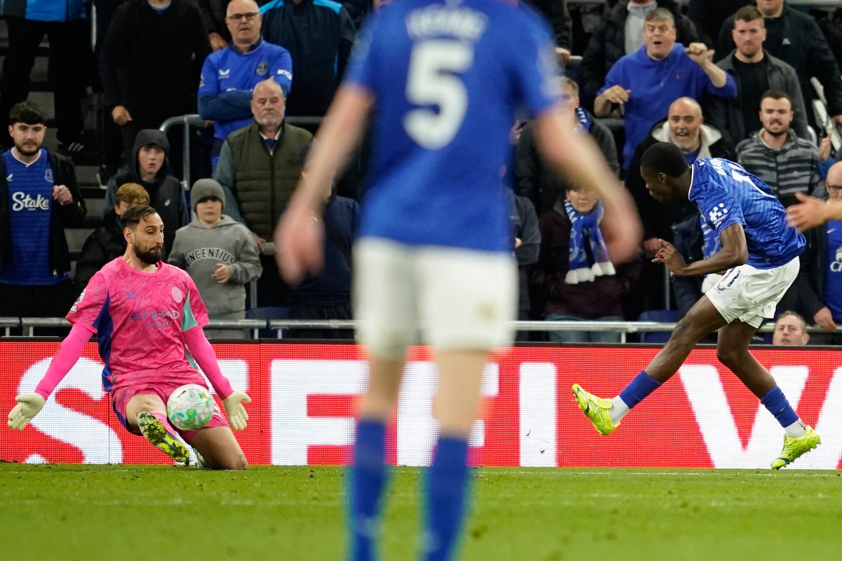 O'Brien header completes Everton's stunning comeback against Manchester City — image 2