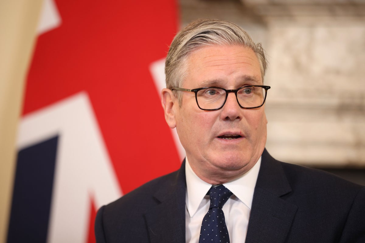 Labour MPs plot to oust Starmer with open letter demanding his resignation