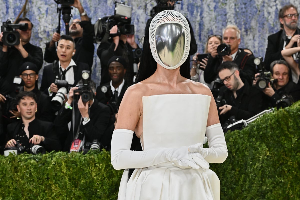 Photos show stars embracing art-inspired fashion at the 2026 Met Gala