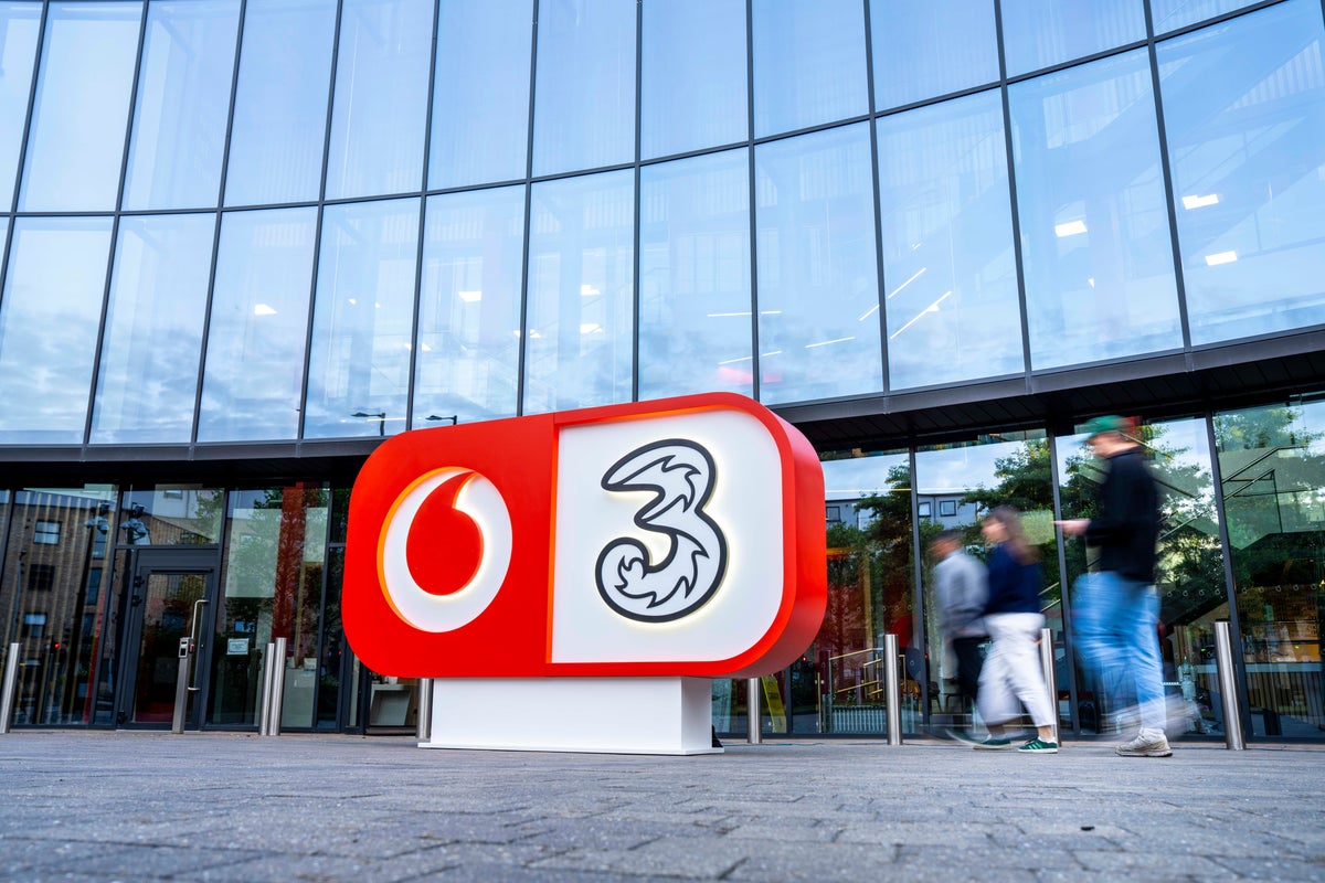 Vodafone to buy CK Hutchison out of VodafoneThree venture for £4.3bn – UK Times Vodafone to buy CK Hutchison out of VodafoneThree venture for £4.3bn – UK Times