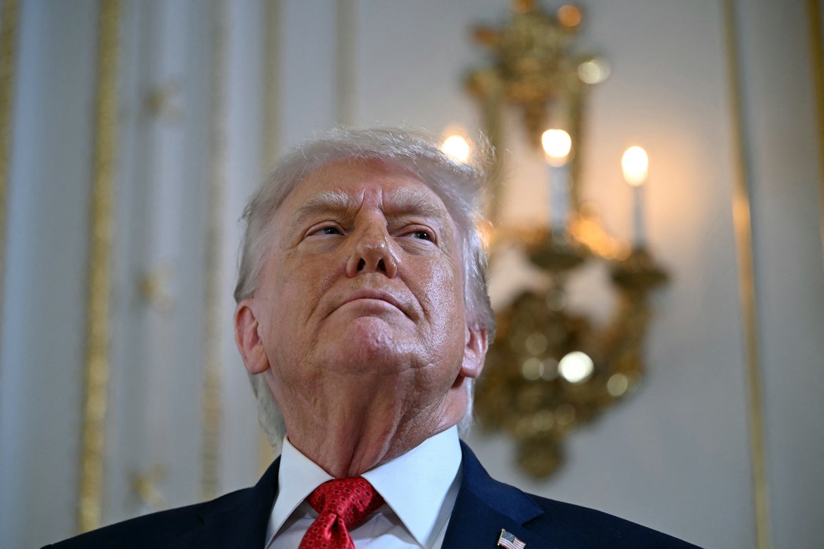 Trump goes on Truth Social rant as he pushes for White House ballroom build