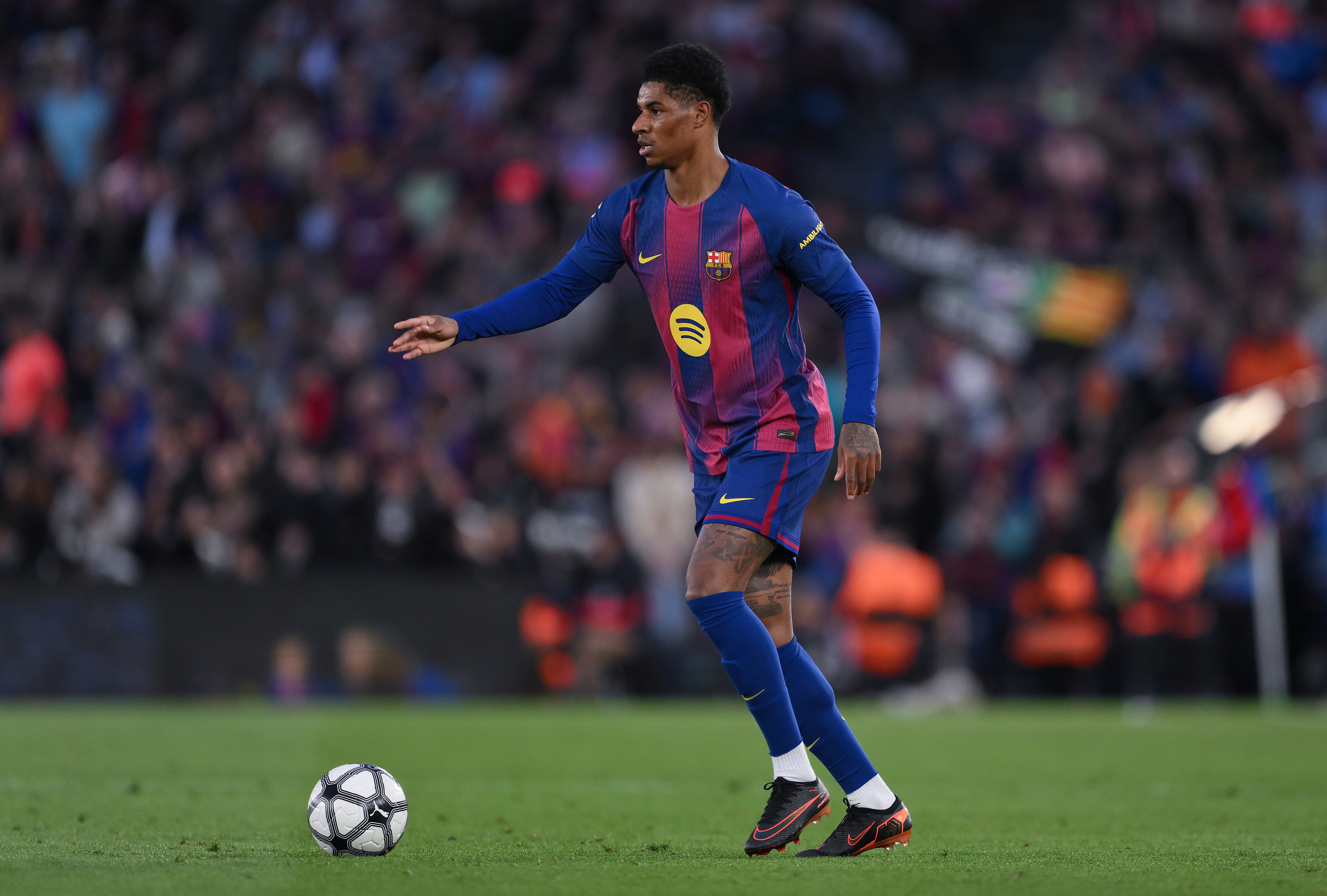 Gordon could potentially replace his England teammate Marcus Rashford at Barcelona
