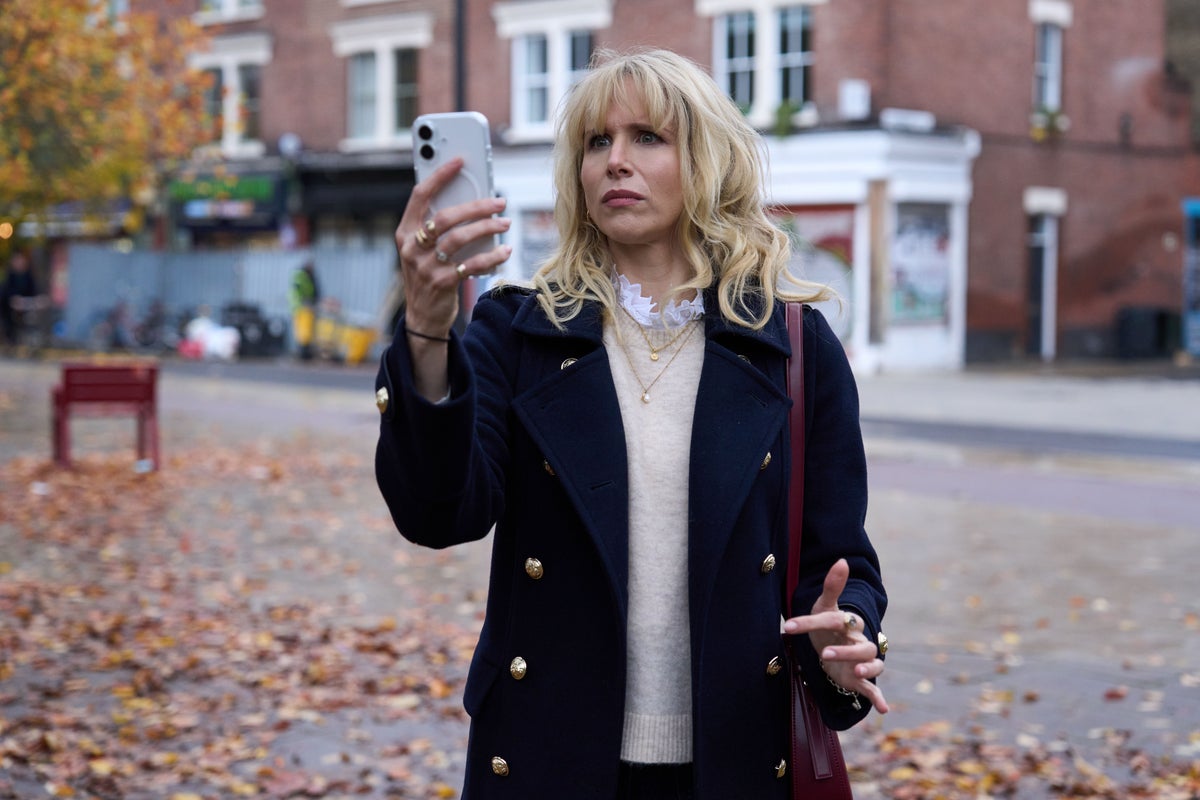 I spend my life trying not to be an embarrassing parent – but am I BBC’s Amanda? – UK Times I spend my life trying not to be an embarrassing parent – but am I BBC’s Amanda? – UK Times