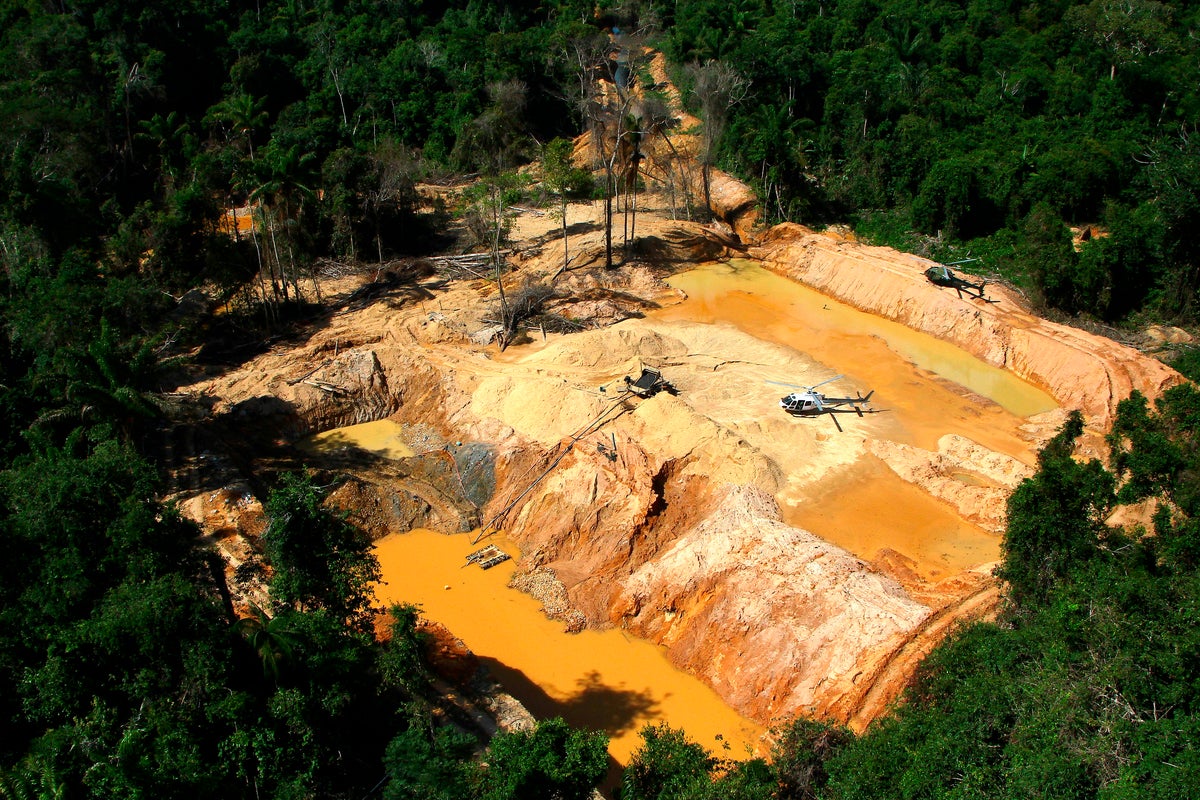 A gold-fueled mining rush scars Brazil’s Amazon, spiking deforestation and mercury risks